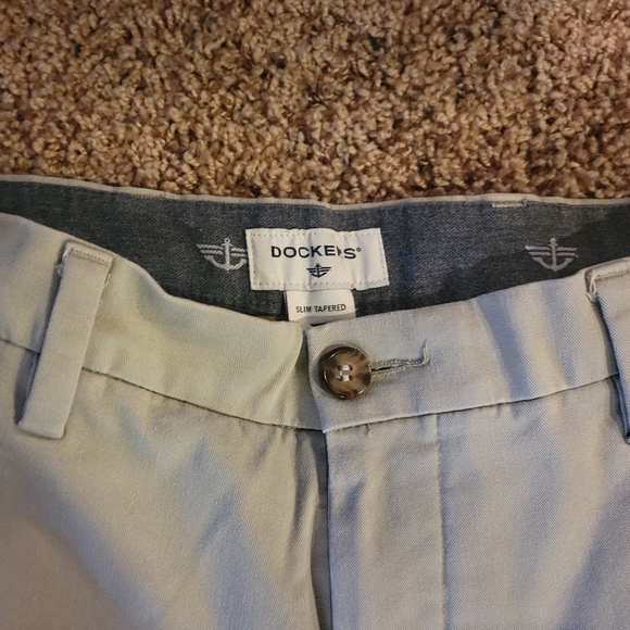 Dockers Slim Tapered Khaki Pants 30 Waist Cream - Picture 2 of 9